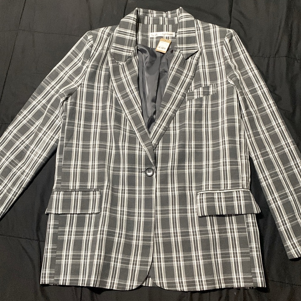 Leila Plaid Blazer